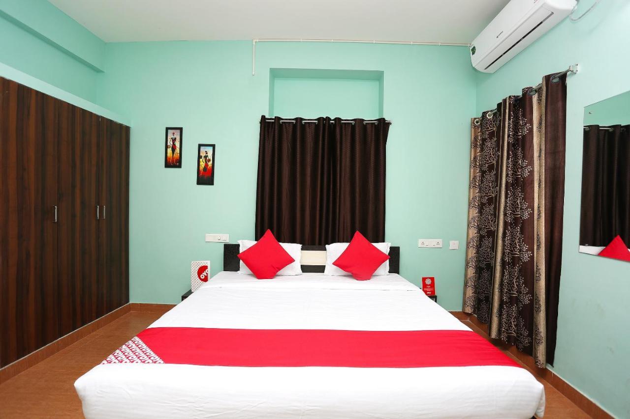 Oyo 17276 The Maple Tree Hotels Бхубанешвар Екстериор снимка