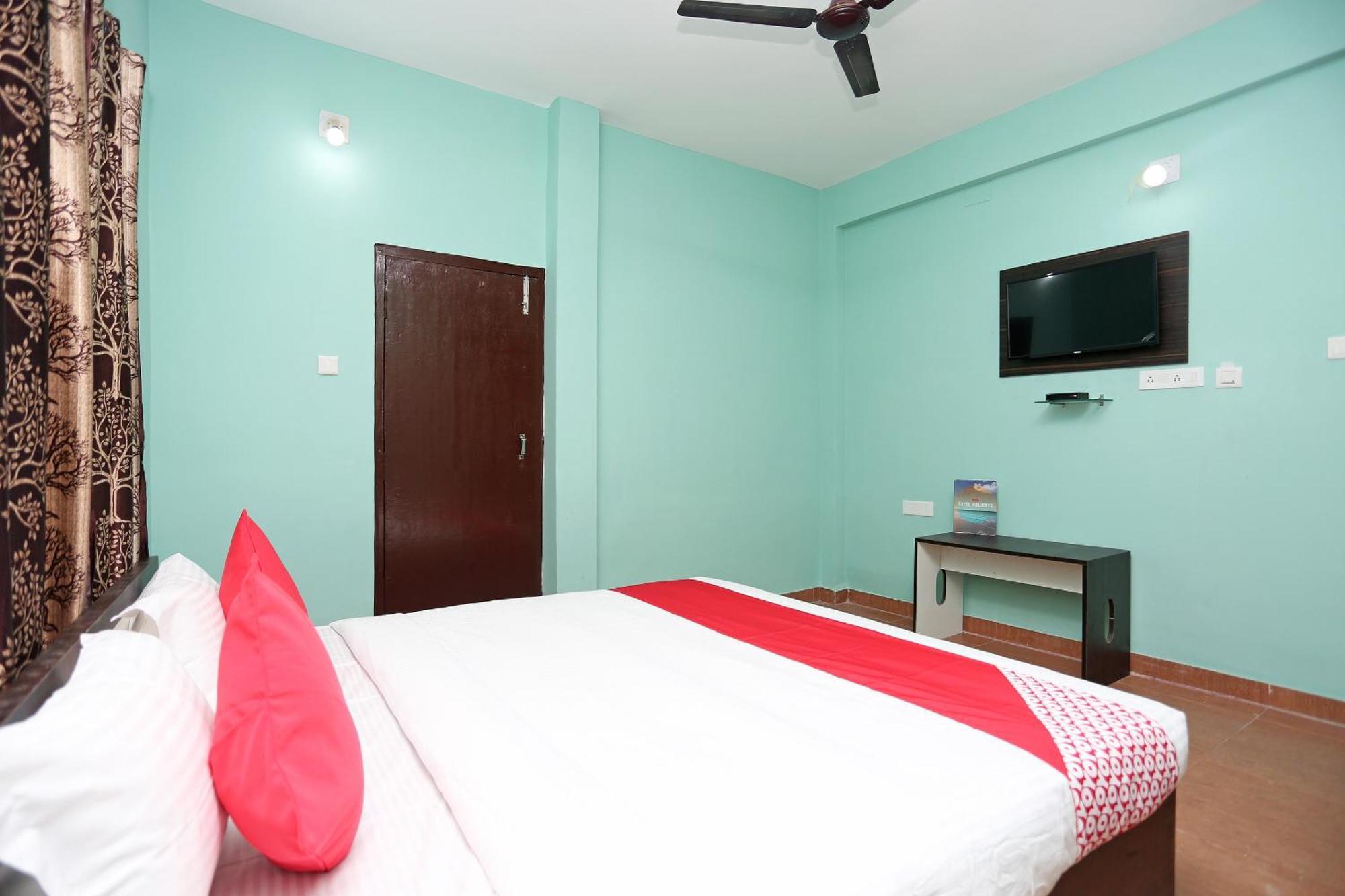 Oyo 17276 The Maple Tree Hotels Бхубанешвар Екстериор снимка